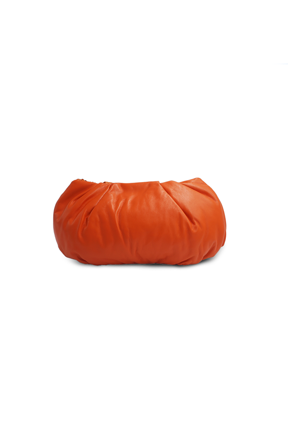 Clara in Orange