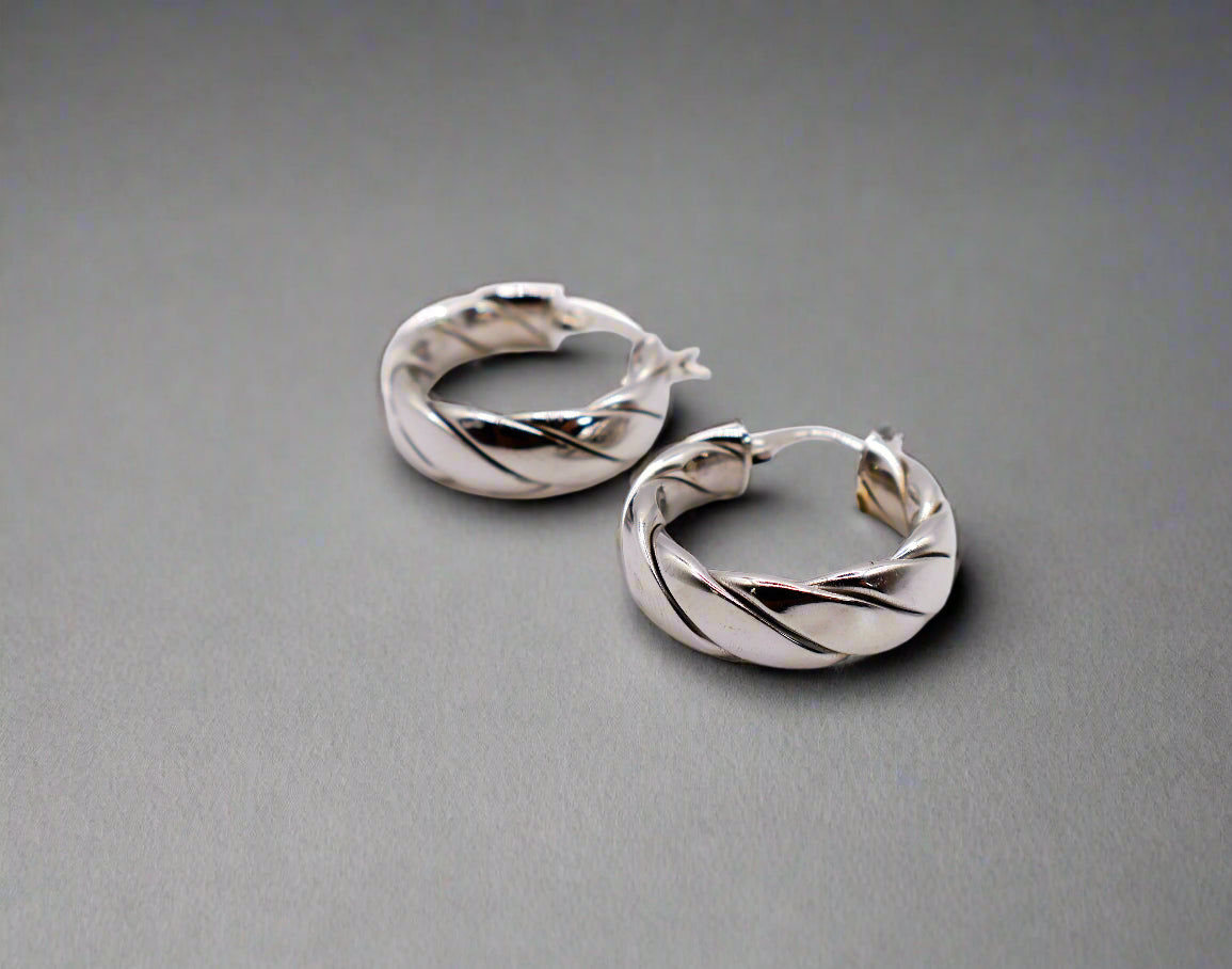 Italian Twirl Sterling Silver Hoop Earrings – Elegant Twisted Design