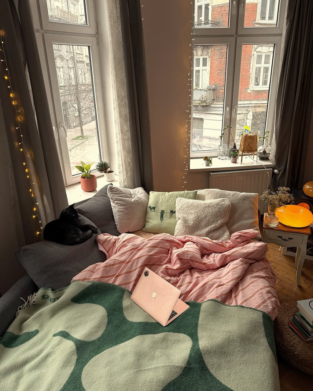 Minimal Stripe Bedding Set / Green