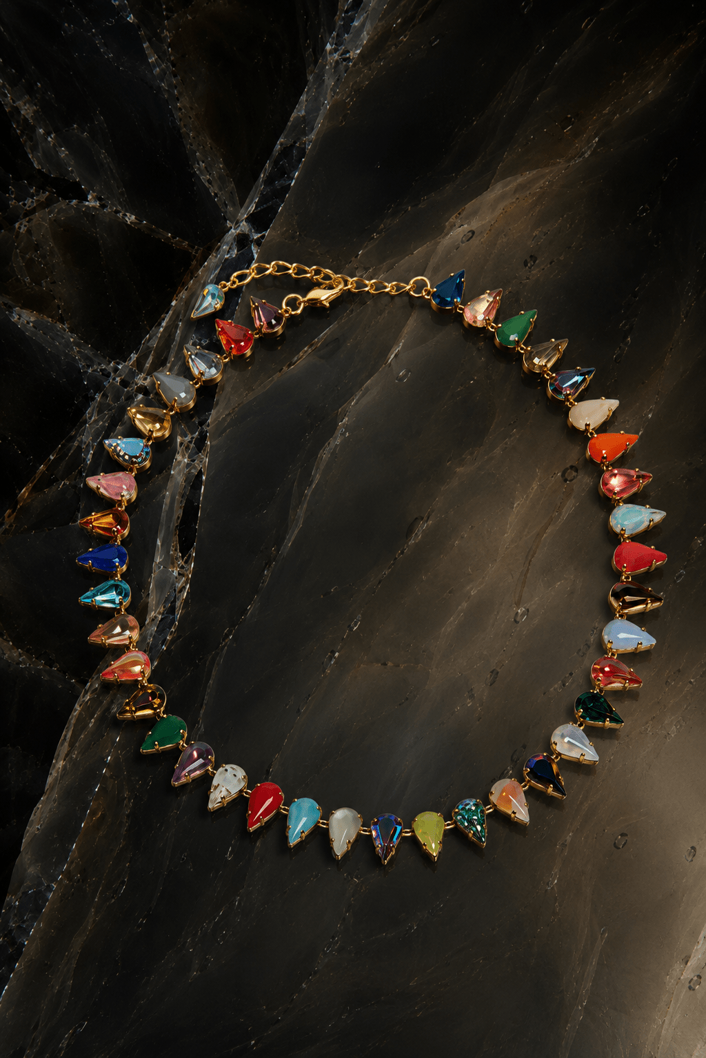 Layering Choker in Aurora Fang (Gold)