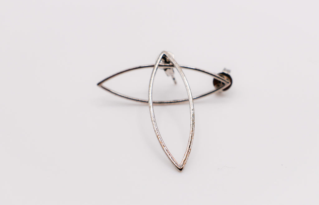 Silver Eye-Shaped Earrings – Elegant Sterling Silver Jewelry for Women