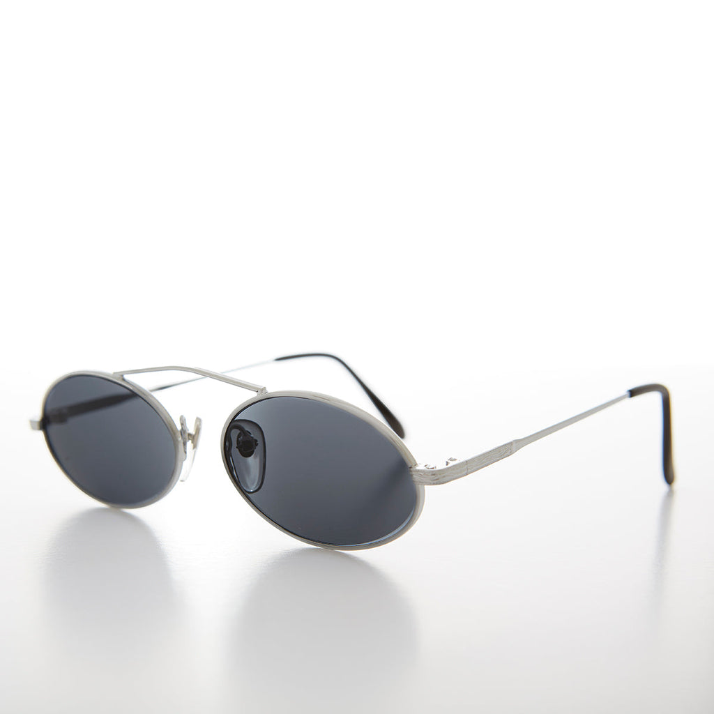 90s Oval Metal Aviator Sunglass with Floating Cross Bar - Avery