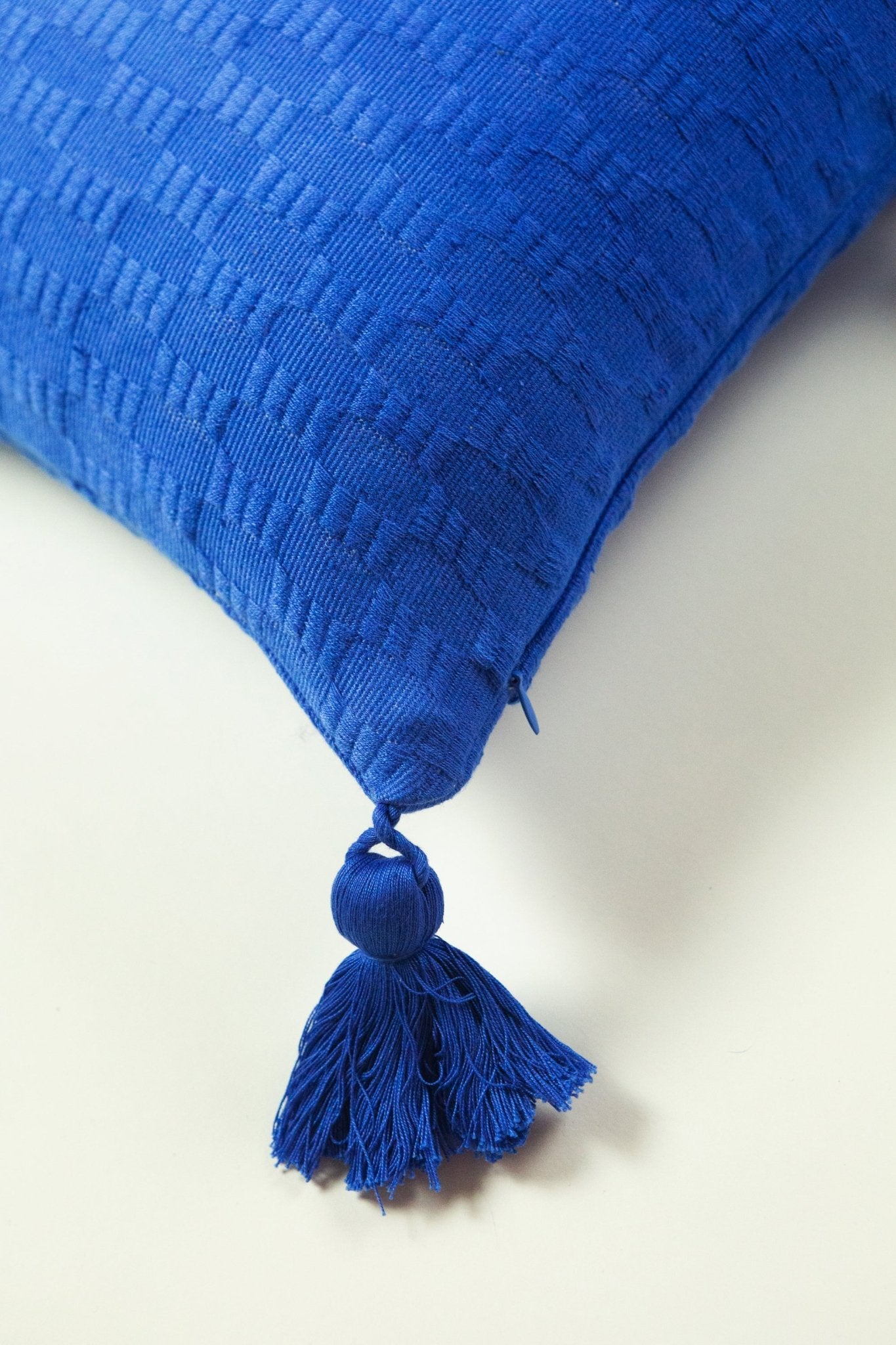 Antigua Pillow - Medium Blue / Fuchsia