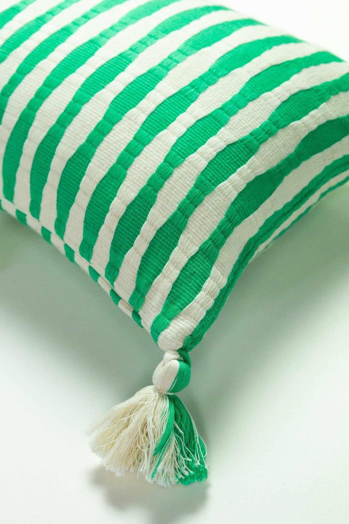 Antigua Pillow - Kelly Green