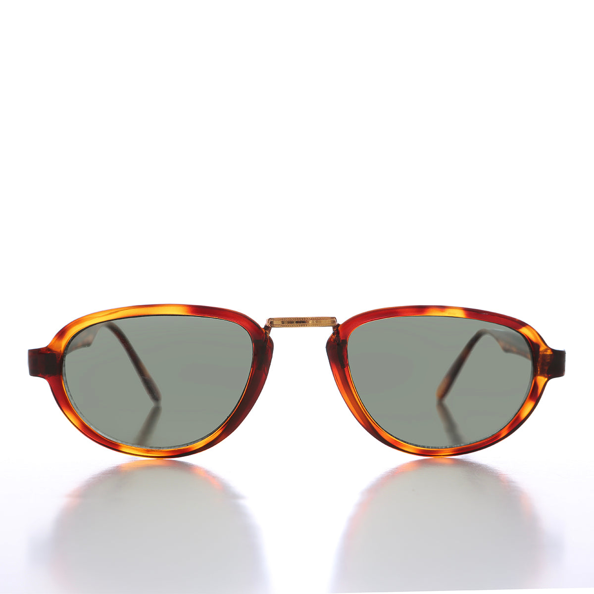 Minimalist Sunglasses with Metal Bridge - Bell