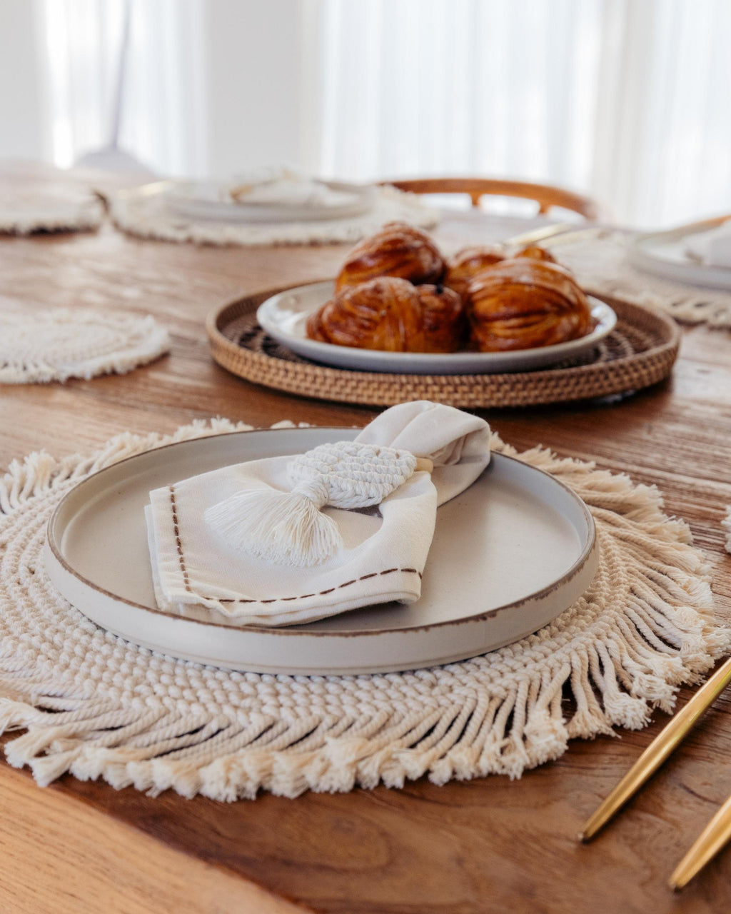Round Macrame Placemat and Coaster Set of 4