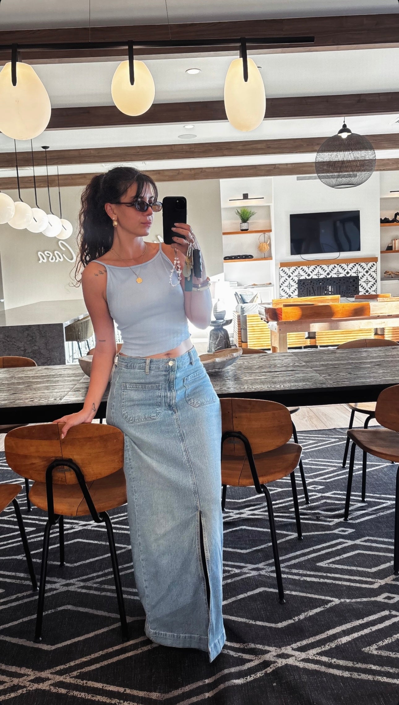 Vianka Acrylic Bangle