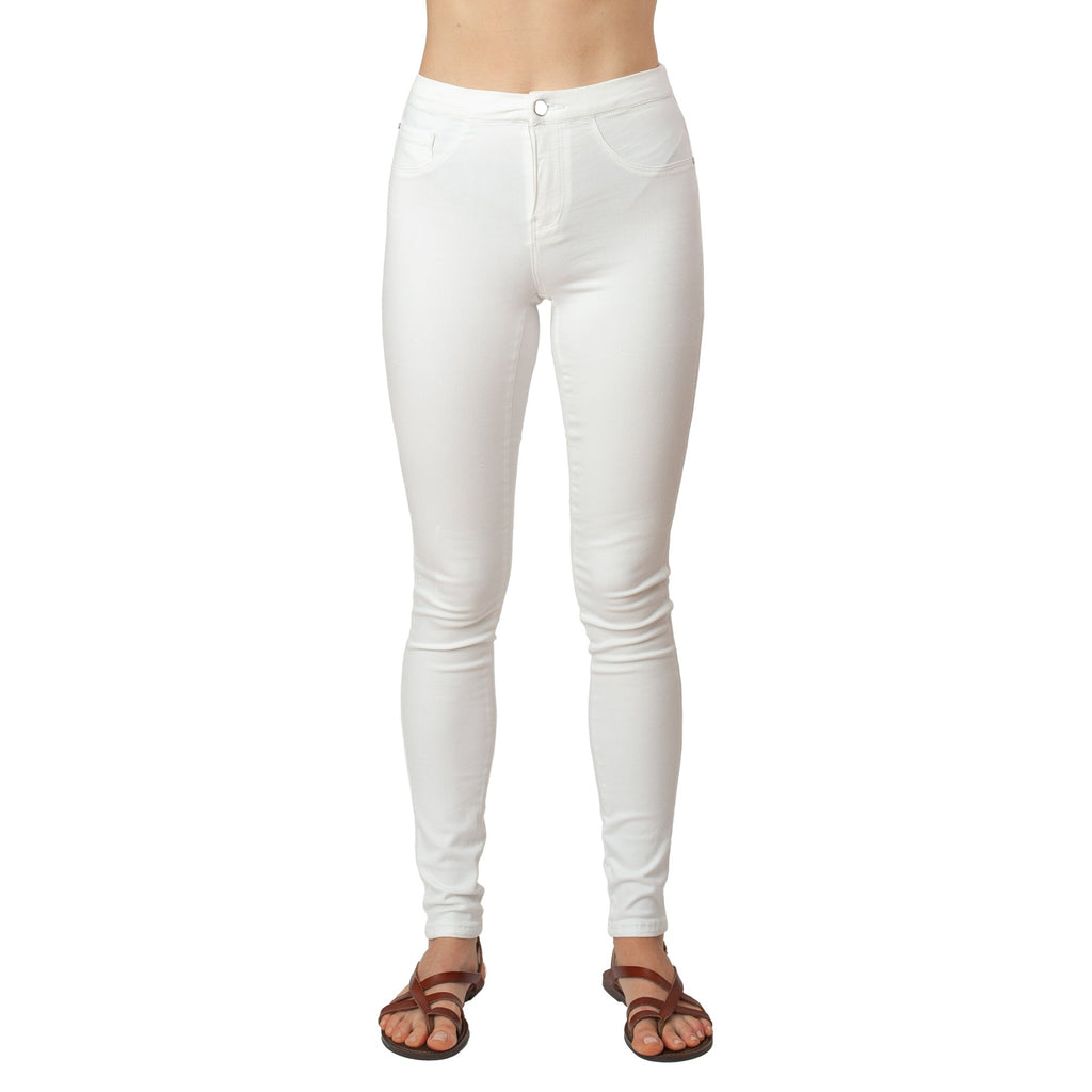 White Jeans Basic Signature Style