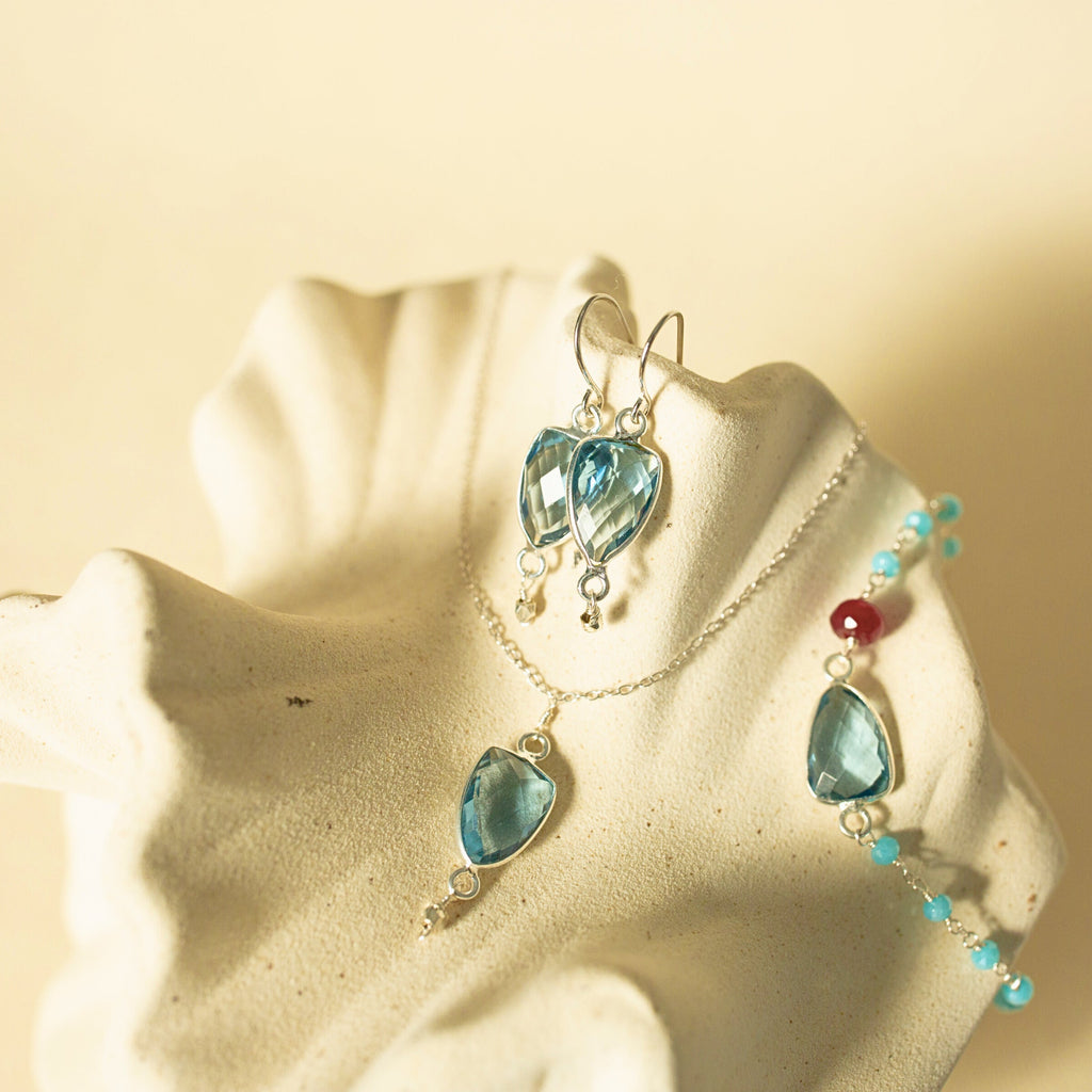 Silver Isla Necklace