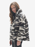 Down Half Zip - Zebra