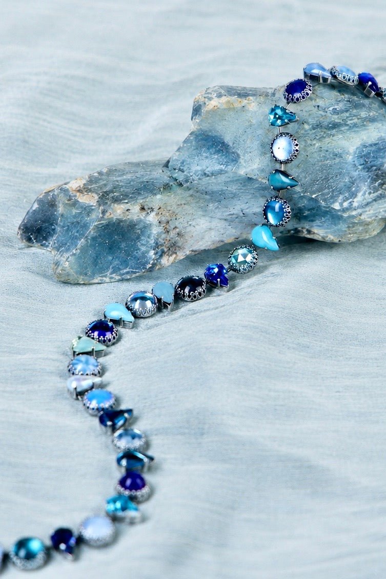 Layering Choker in Ocean (Silver)