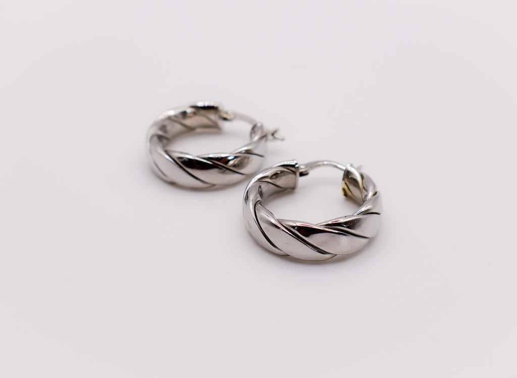 Italian Twirl Sterling Silver Hoop Earrings – Elegant Twisted Design