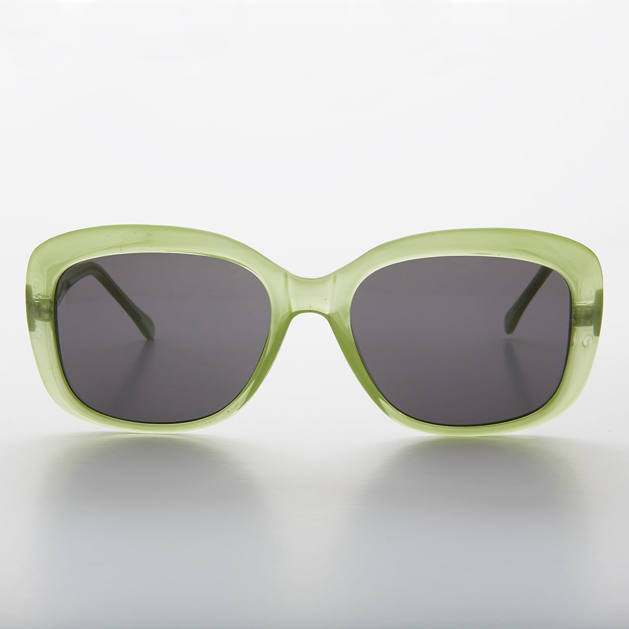 Square Retro Vintage Women's Sunglass - Gwen