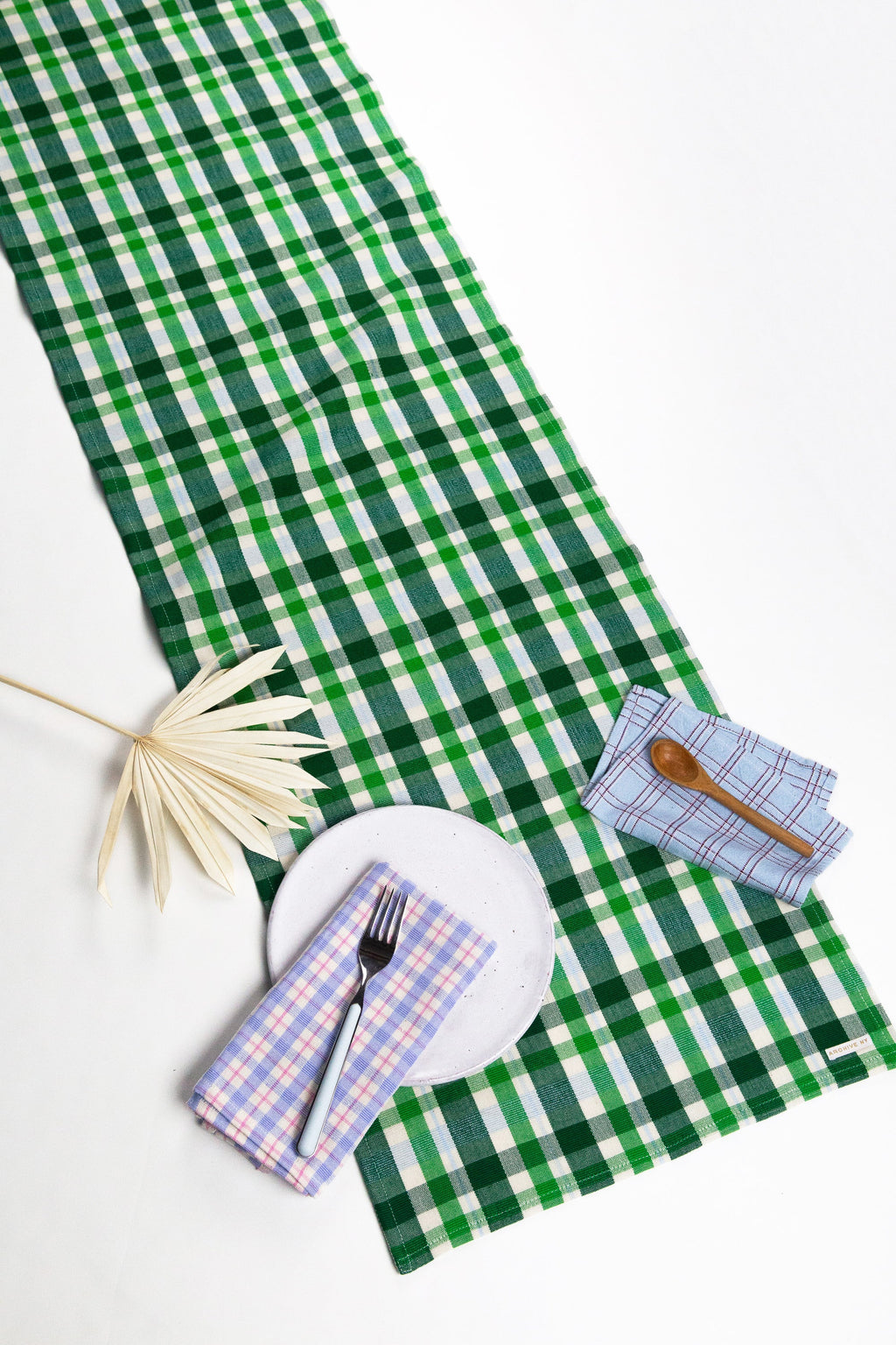 Josefina Plaid Runner