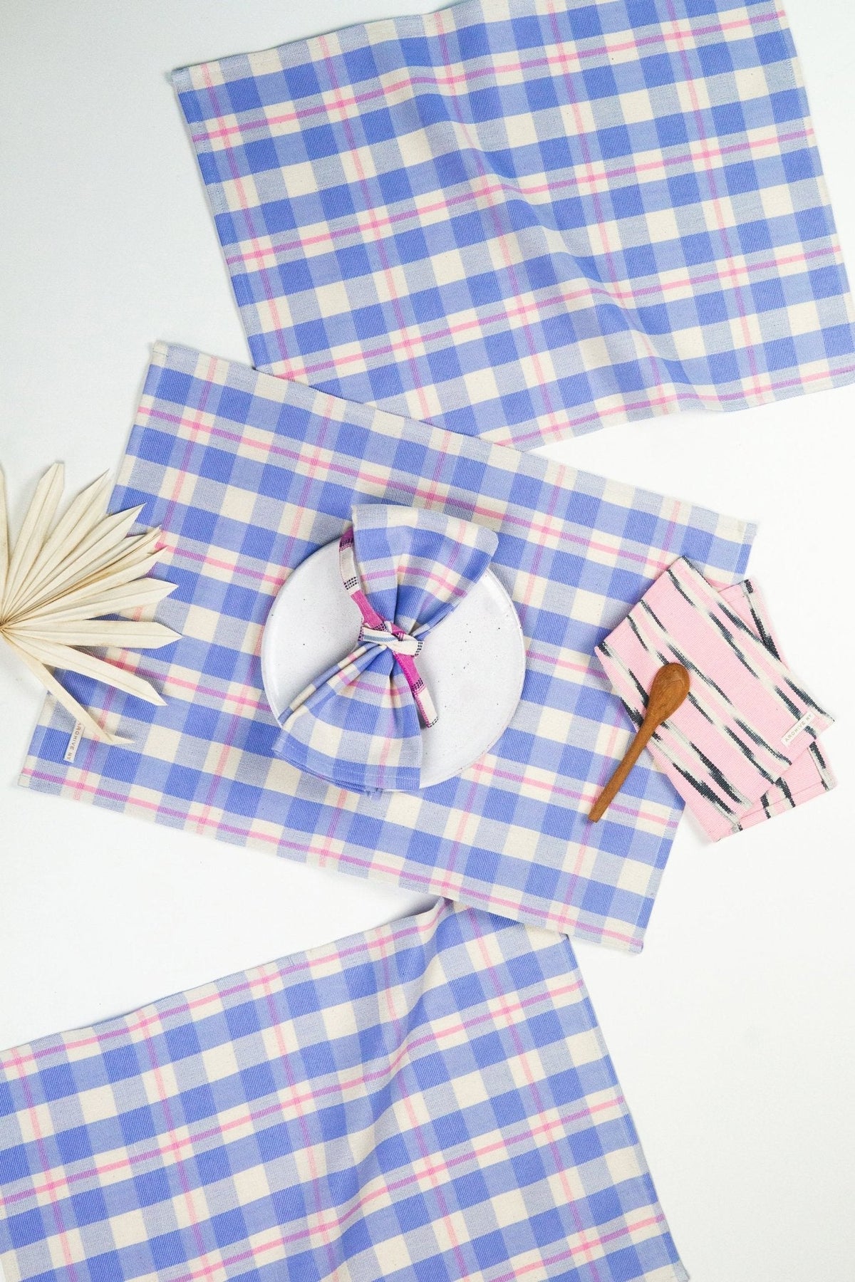 Abigail Plaid Placemat in Periwinkle Blue and Pink