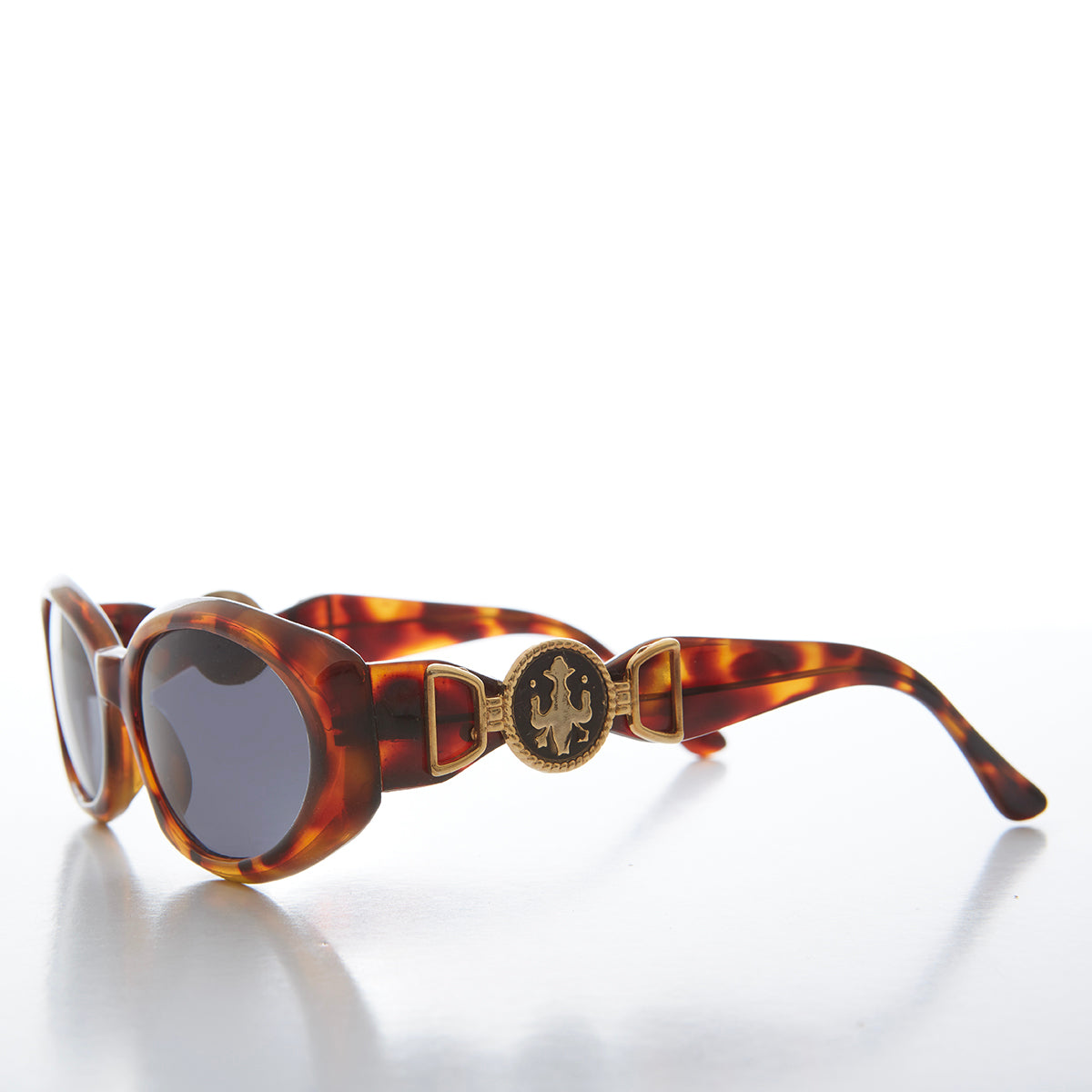 Oval Cat Eye With Gold Accents Vintage Sunglasses - Tana
