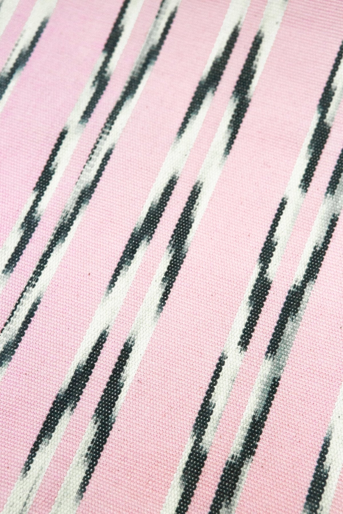 Xela Light Pink Jaspe Table Runner