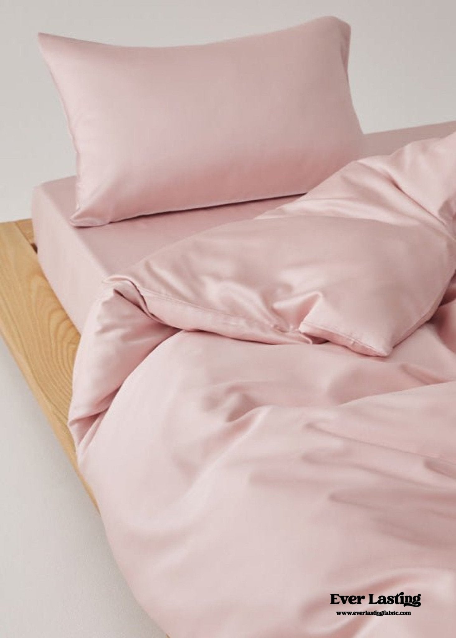 Adeline Pastel Silky Cooling TENCEL™ Bedding Set / Cream