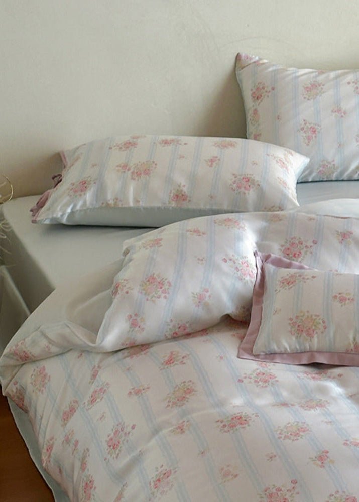 Bianca Floral Ribbon Tied TENCEL™ Bedding Set / Ivory Blue