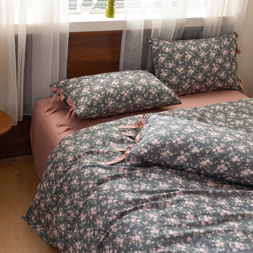 Celia Cottage Ribbon Bow Tie Floral Bedding Set / Rust Pink