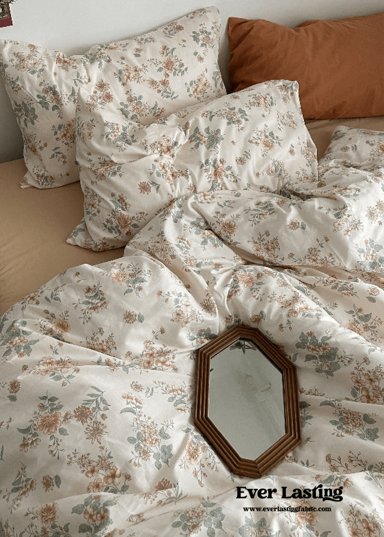 Cottage Floral Bedding Set / Lilac Purple