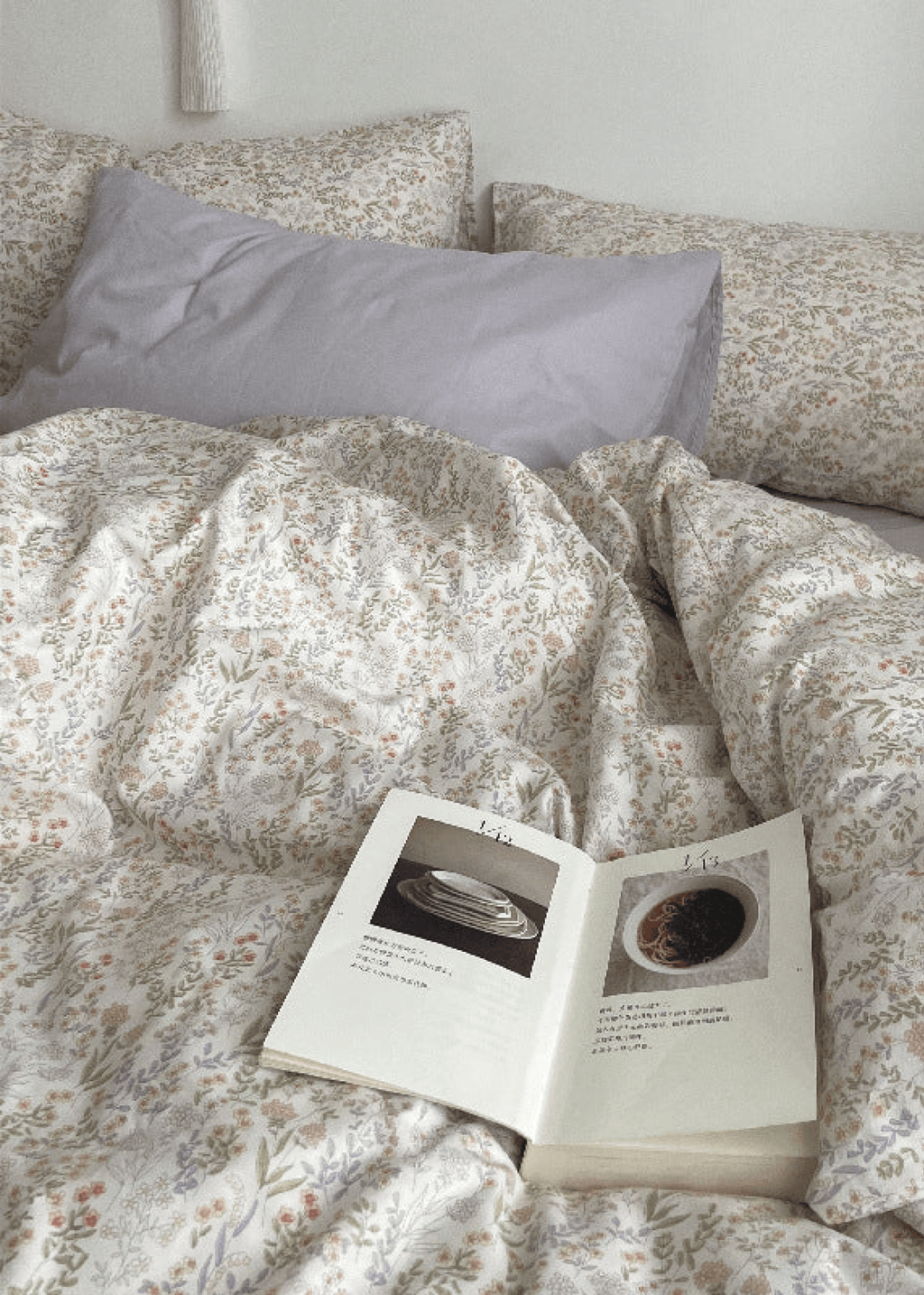 Cottage Floral Bedding Set / Orange Beige