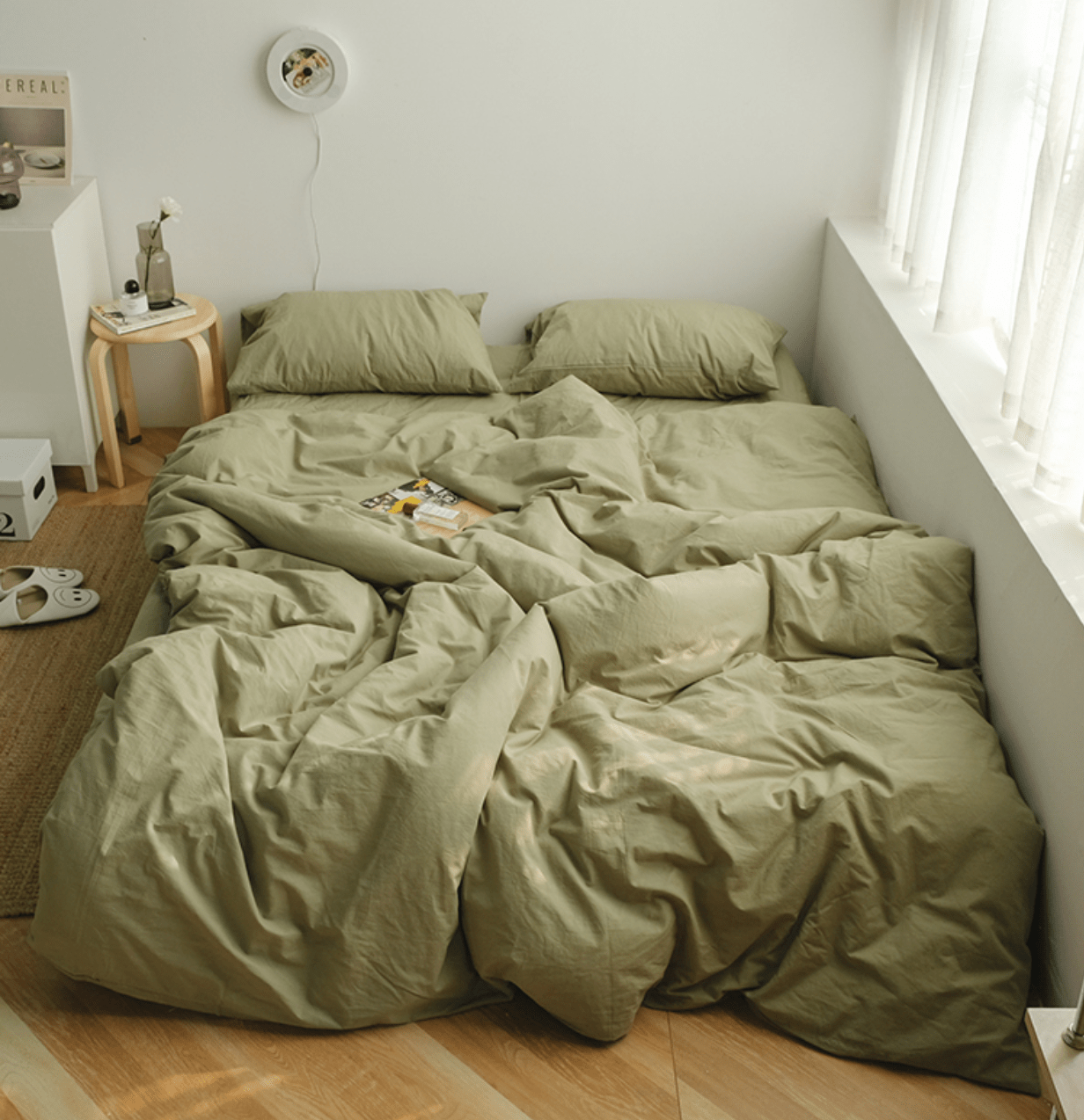 Earth Tone Bedding Set / Dark Blue