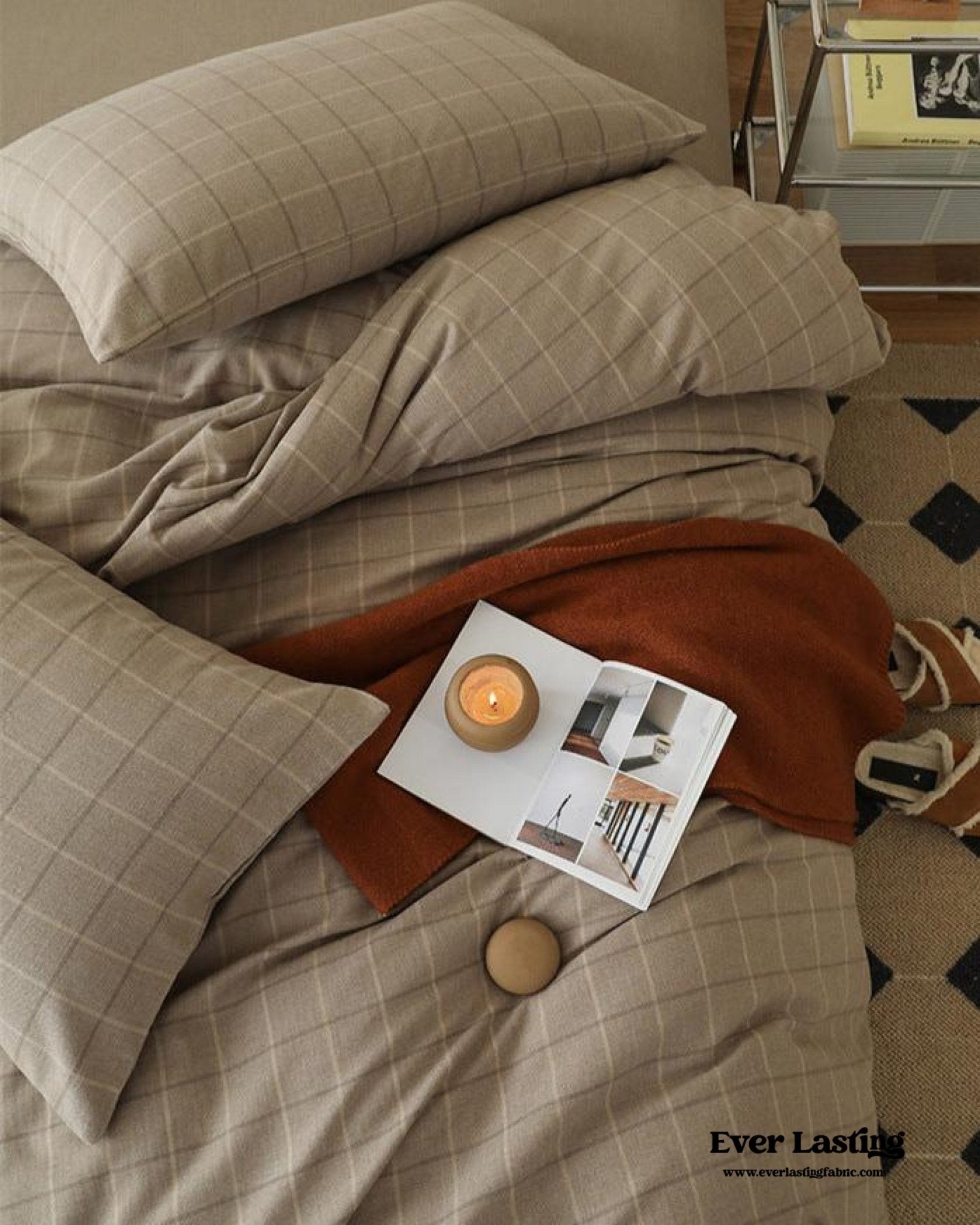 Eleanor Vintage Minimalist Plaid Bedding Set / Khaki