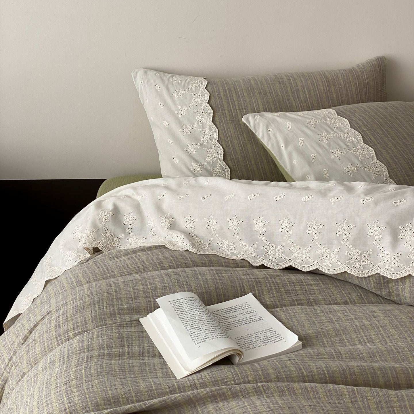 Florence Lace Double Gauze Striped Bedding Set / Green