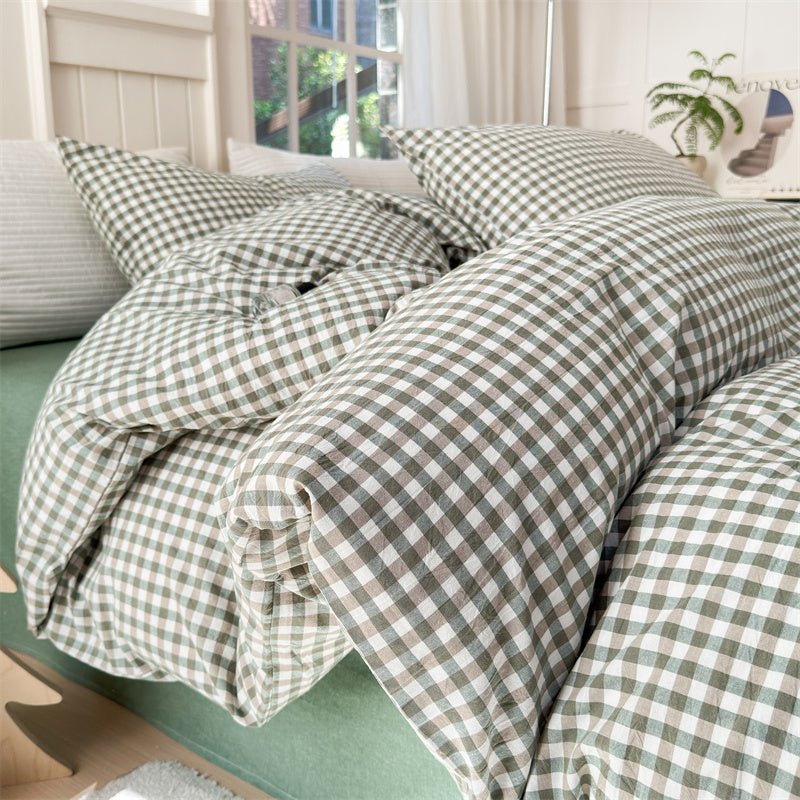 Gingham Bedding Set / Brown