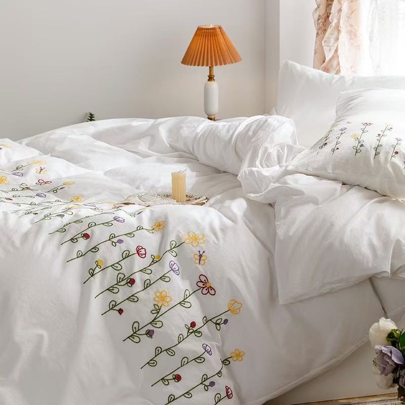 Isla White Floral Embroidered Bedding Set / Rainbow