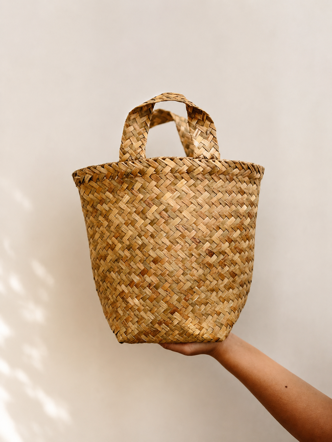 Isla Woven Handbag