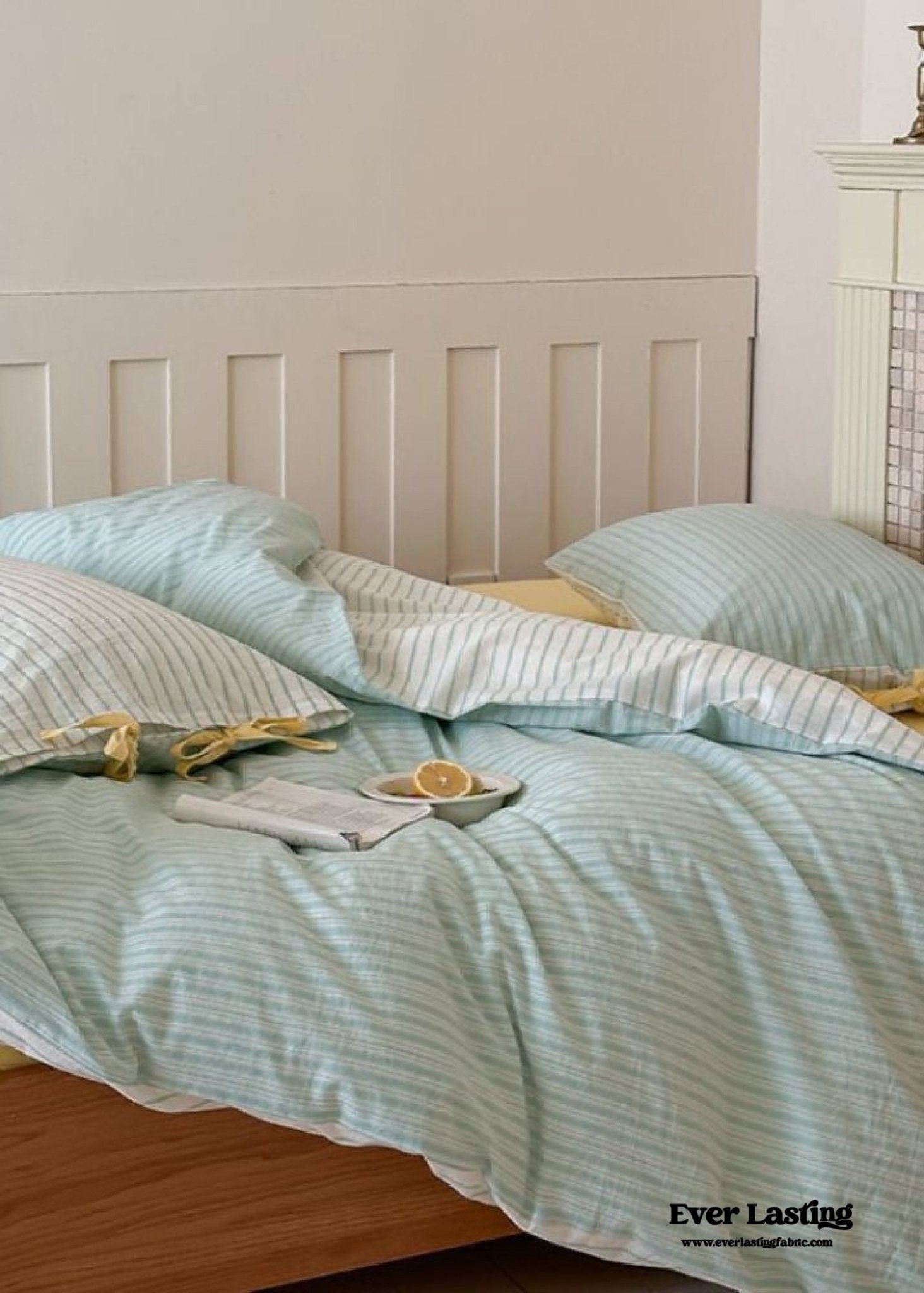 Josie Bow Tied Striped Bedding Set / Blue