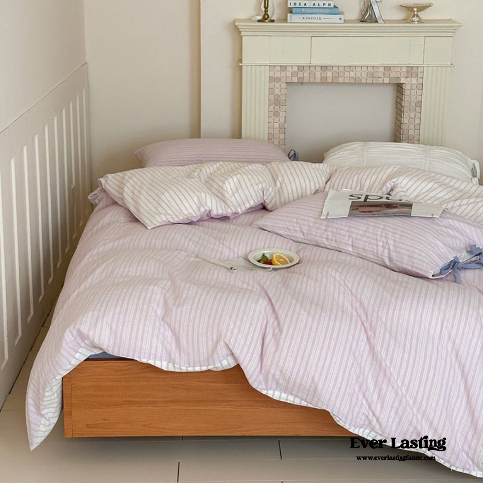 Josie Bow Tied Striped Bedding Set / Blue