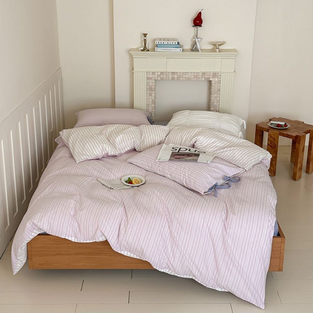 Josie Bow Tied Striped Bedding Set / Green