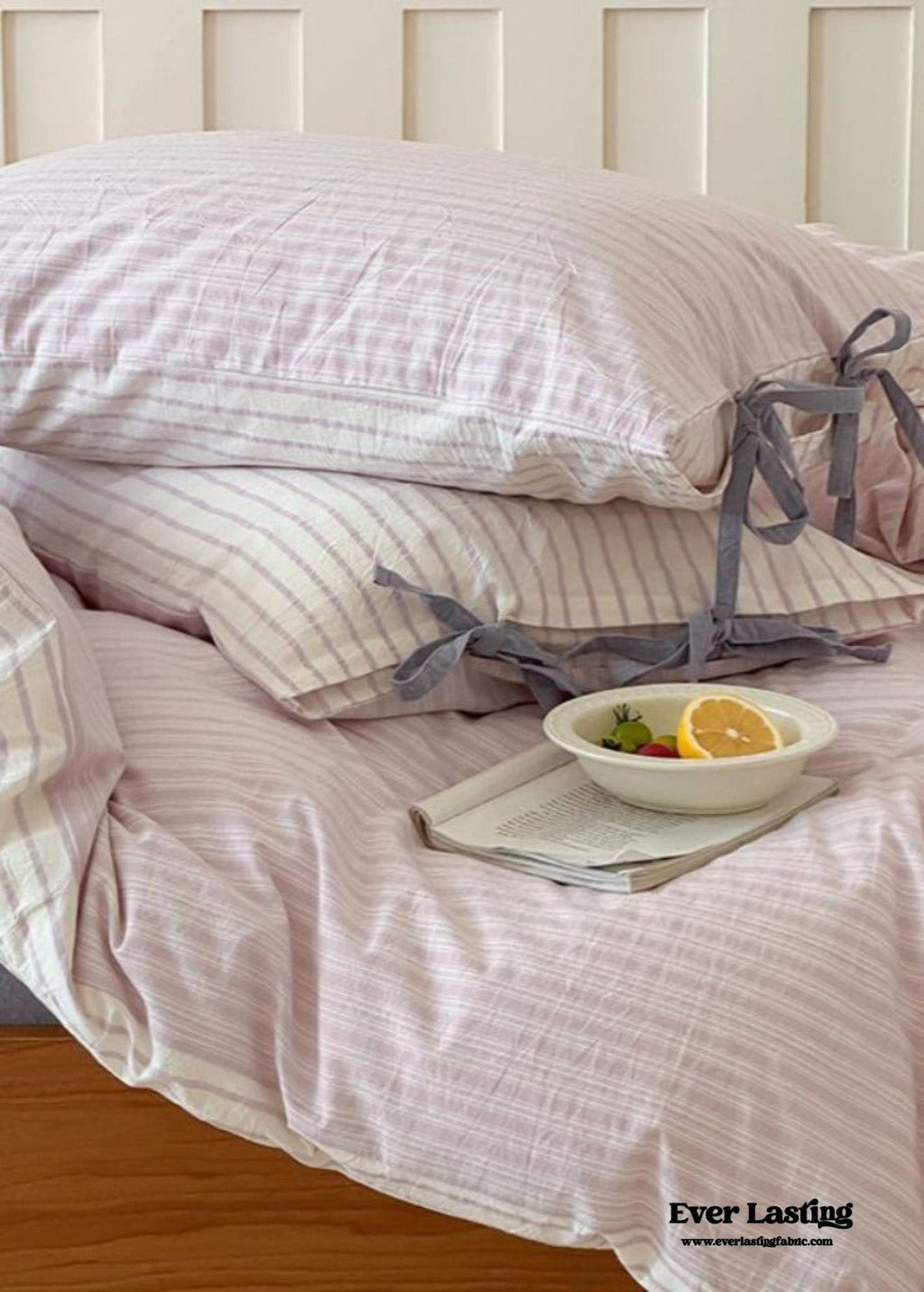 Josie Bow Tied Striped Bedding Set / Gray