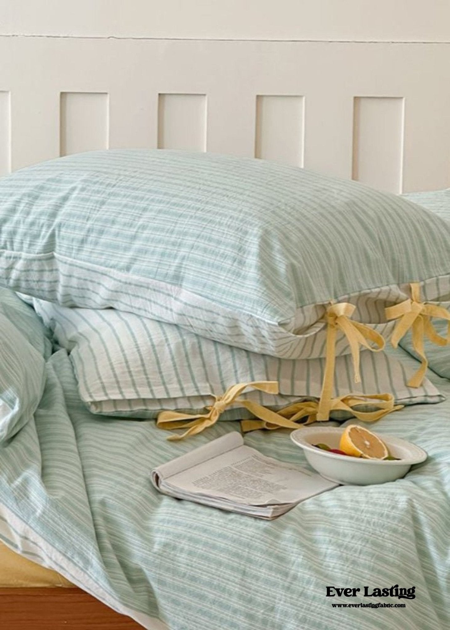 Josie Bow Tied Striped Bedding Set / Pink