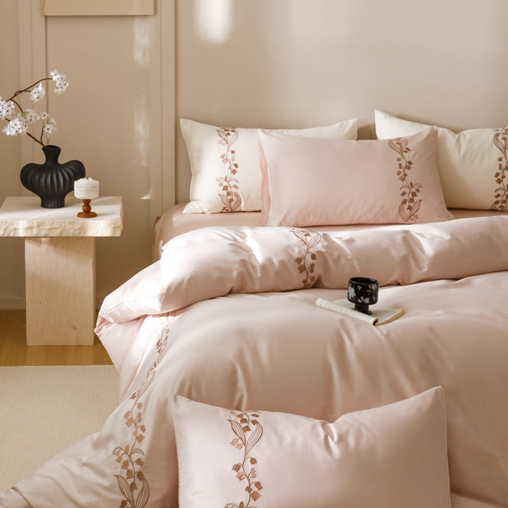 Lily of the Valley Embroidered Silky Bedding Set / Cream