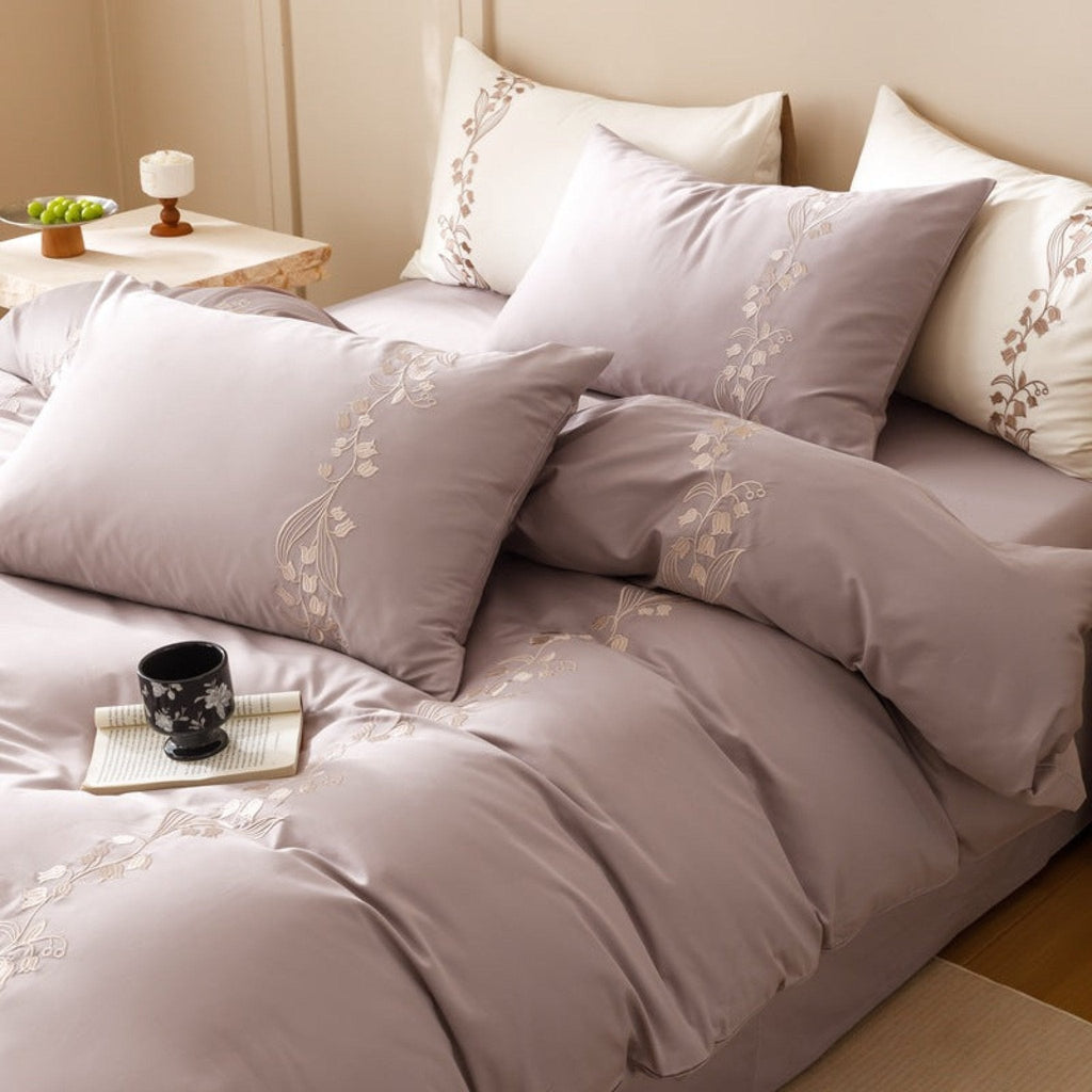 Lily of the Valley Embroidered Silky Bedding Set / Cream