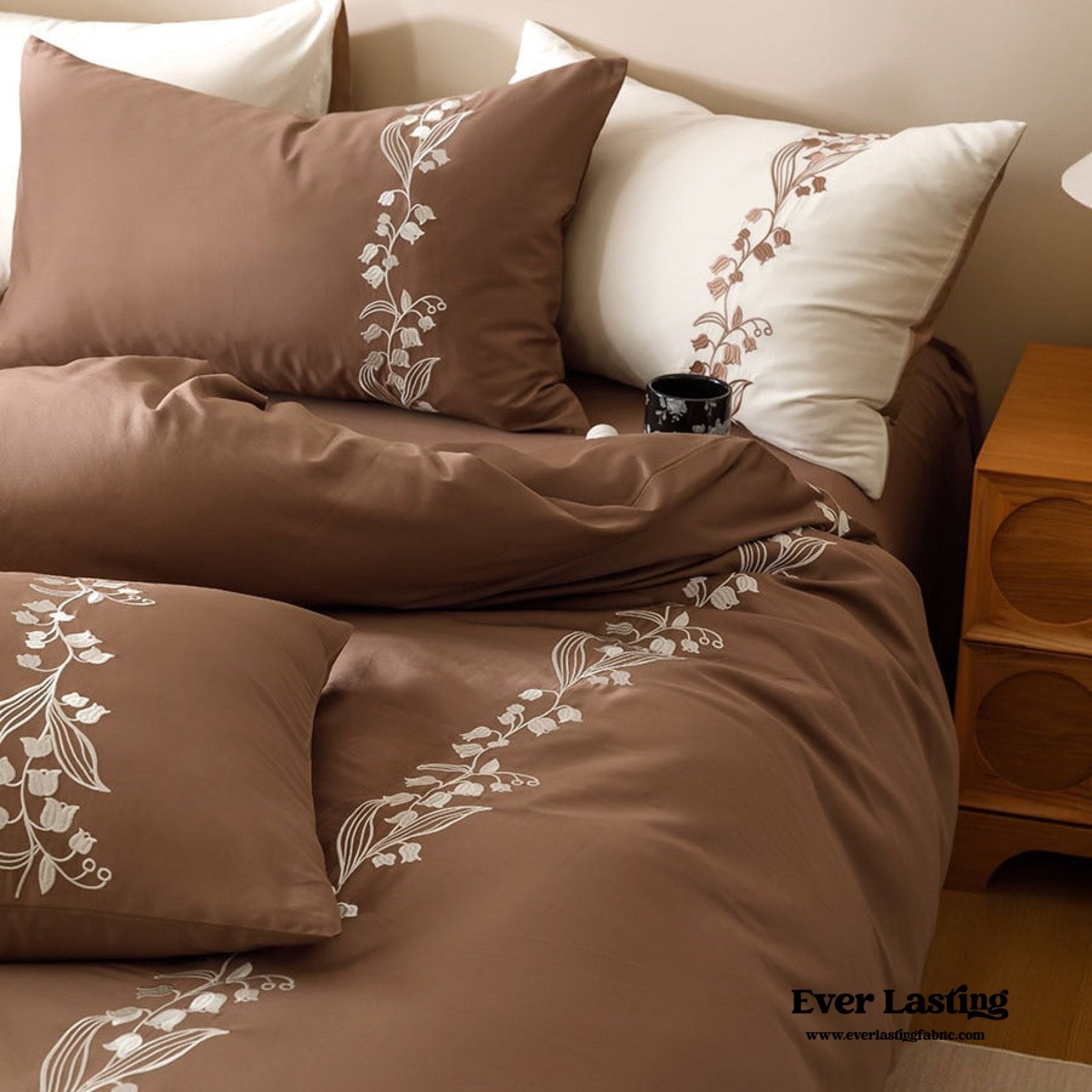 Lily of the Valley Embroidered Silky Bedding Set / Cream