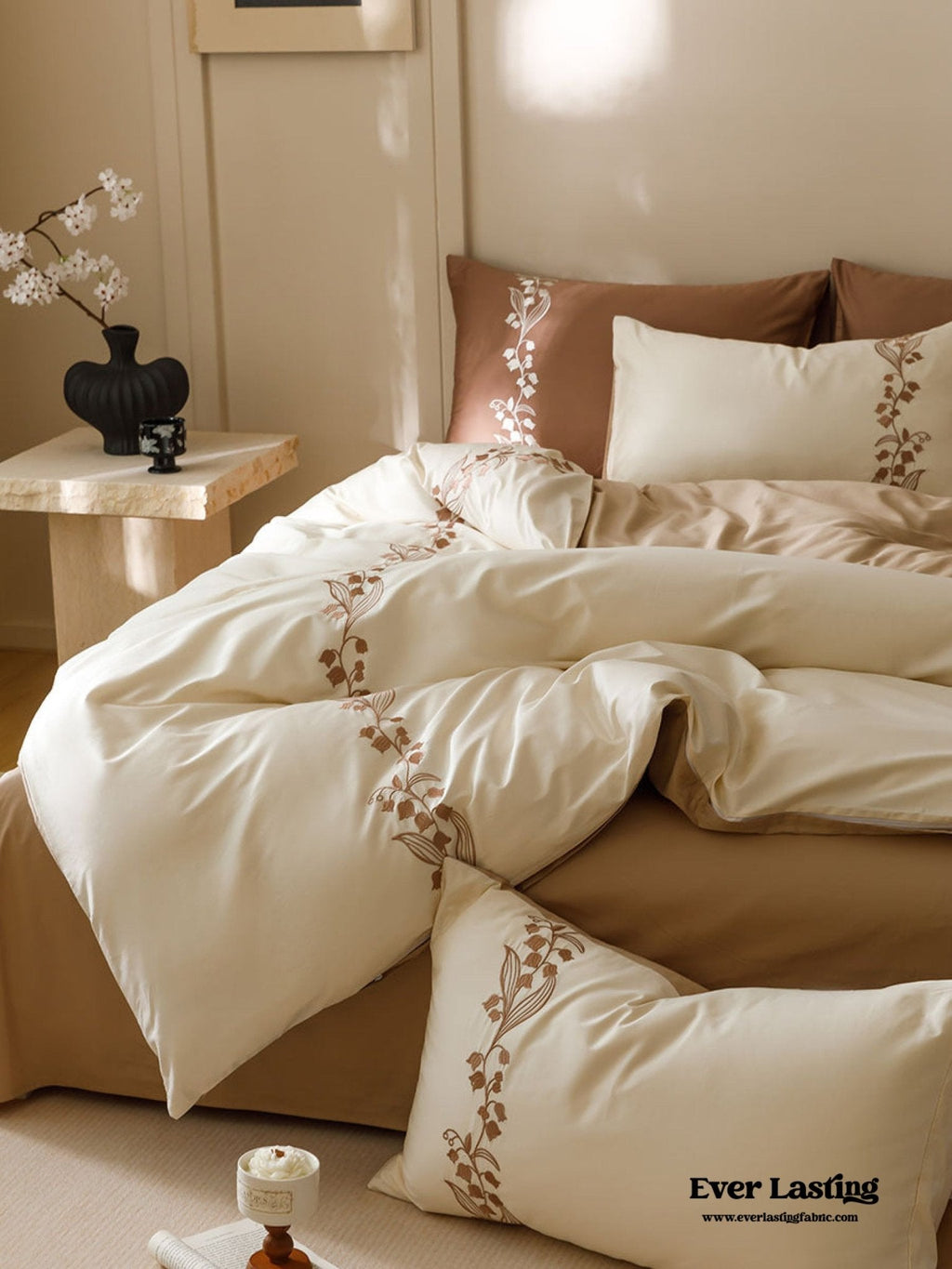 Lily of the Valley Embroidered Silky Bedding Set / Green