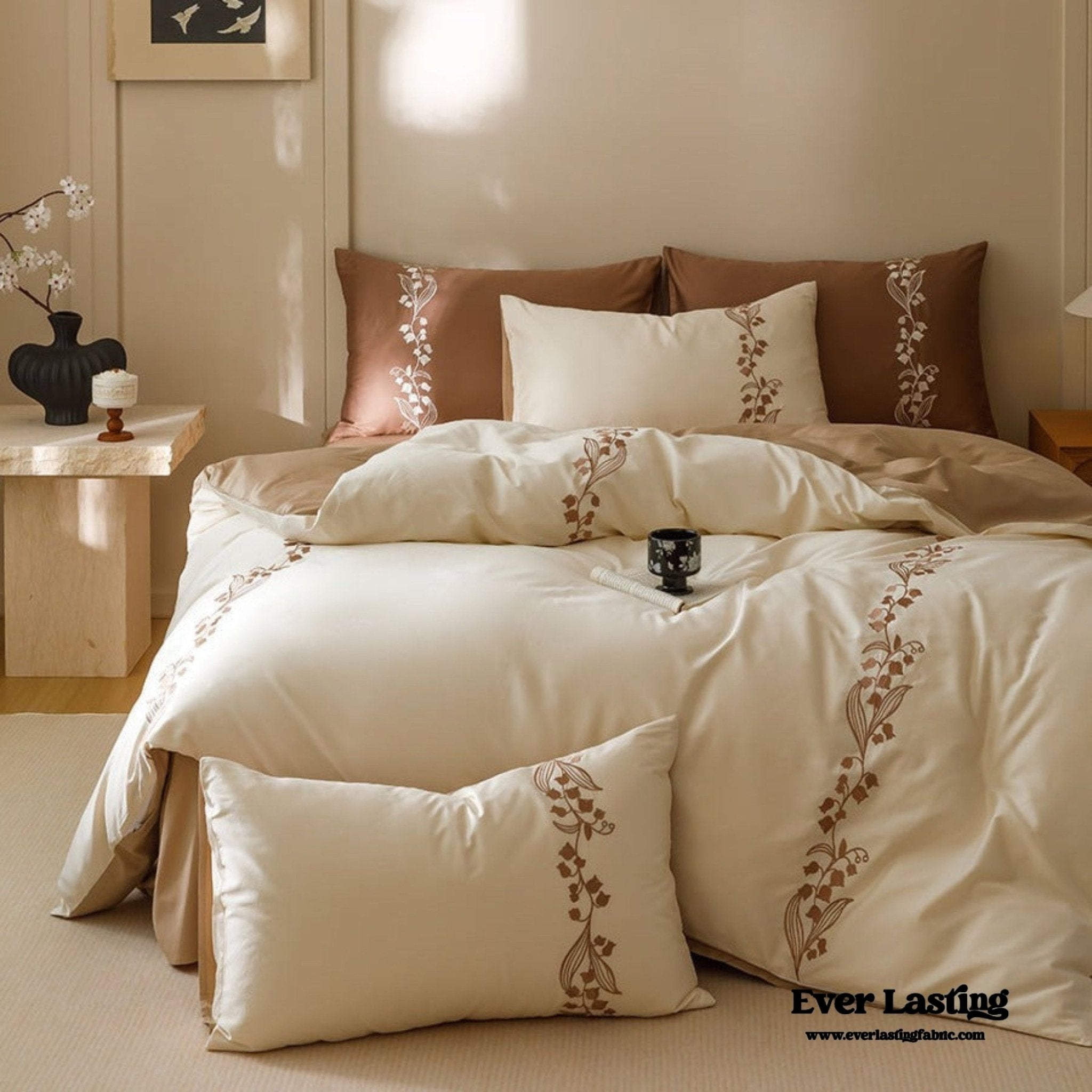 Lily of the Valley Embroidered Silky Bedding Set / Pink