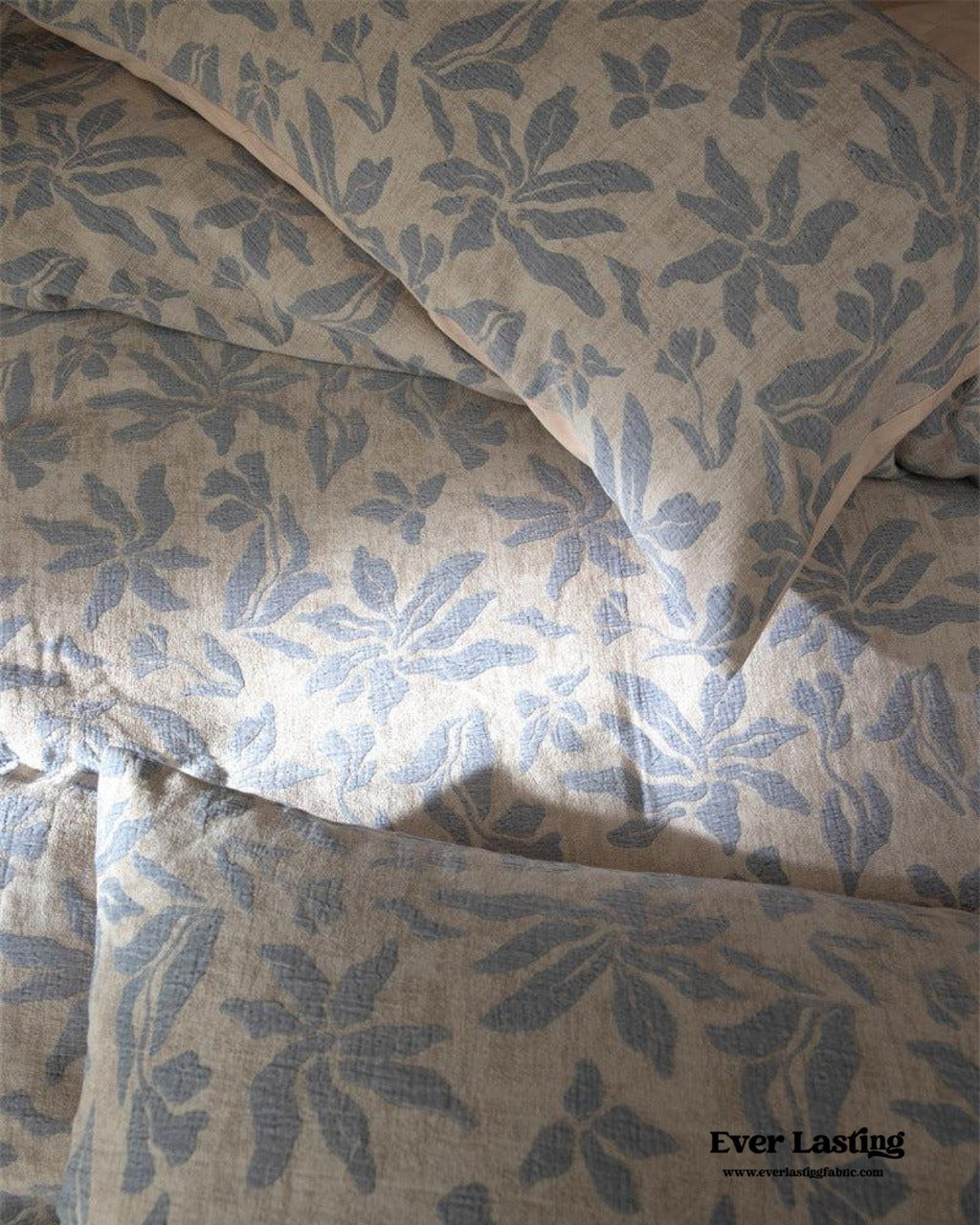 Lucien Silky Vintage Jacquard Bedding Set / Blue