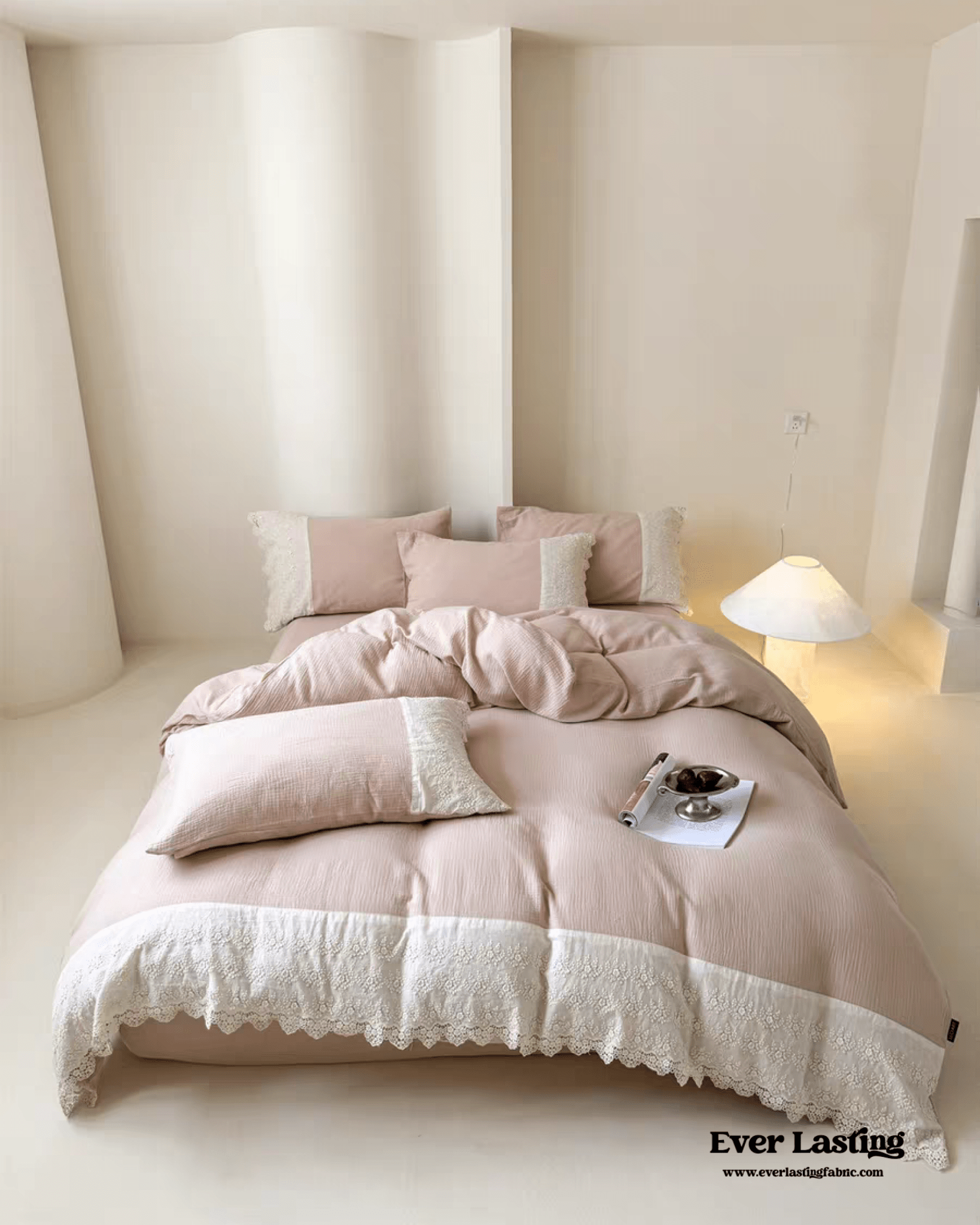 Margaux Lace Double Gauze Bedding Set / Beige Brown