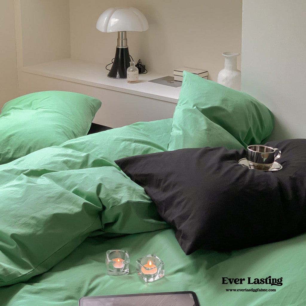 Mixed Color Maximalist Bedding Set / Purple + Black