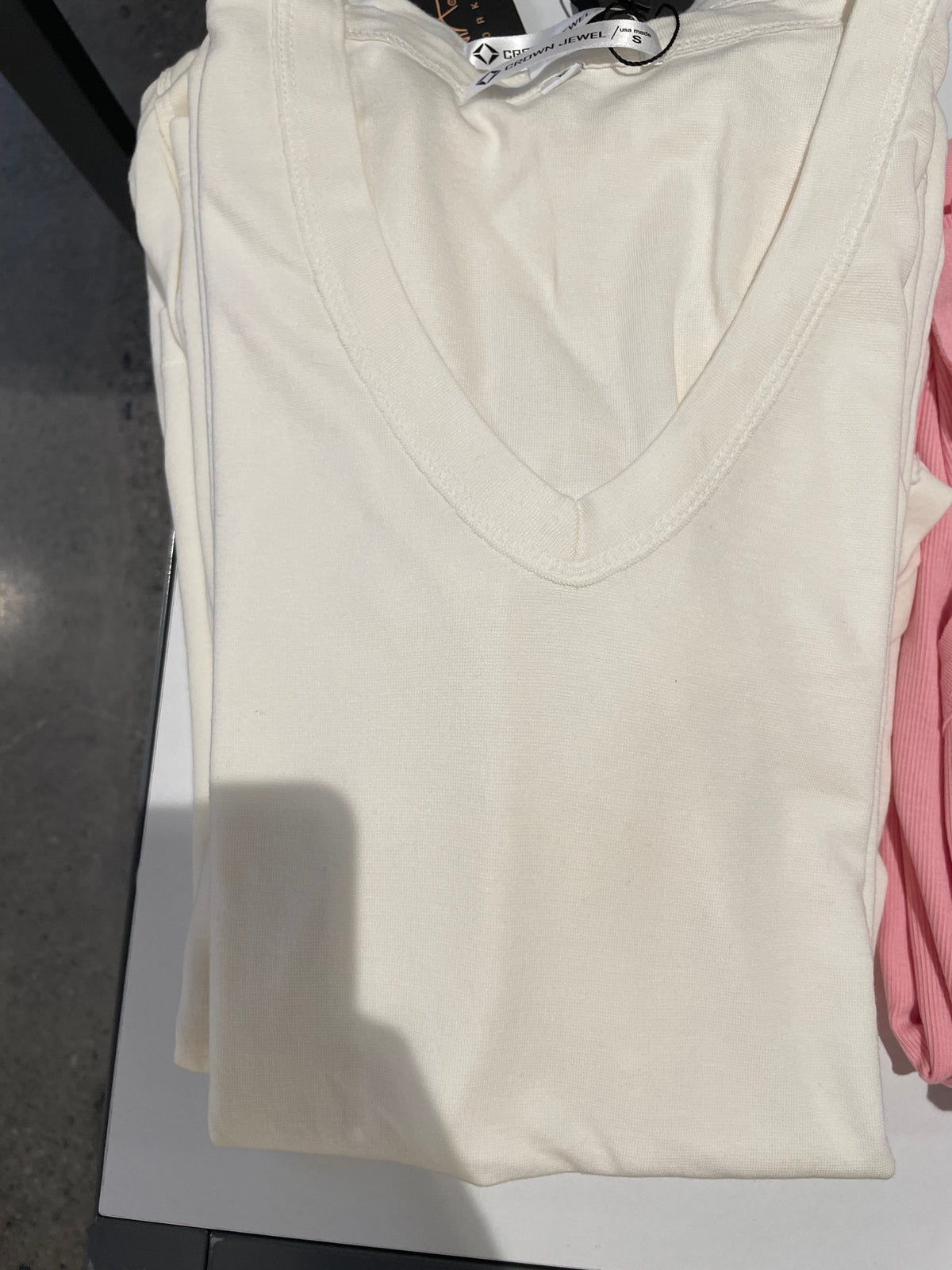 1/2 SLV V-Neck T-shirt