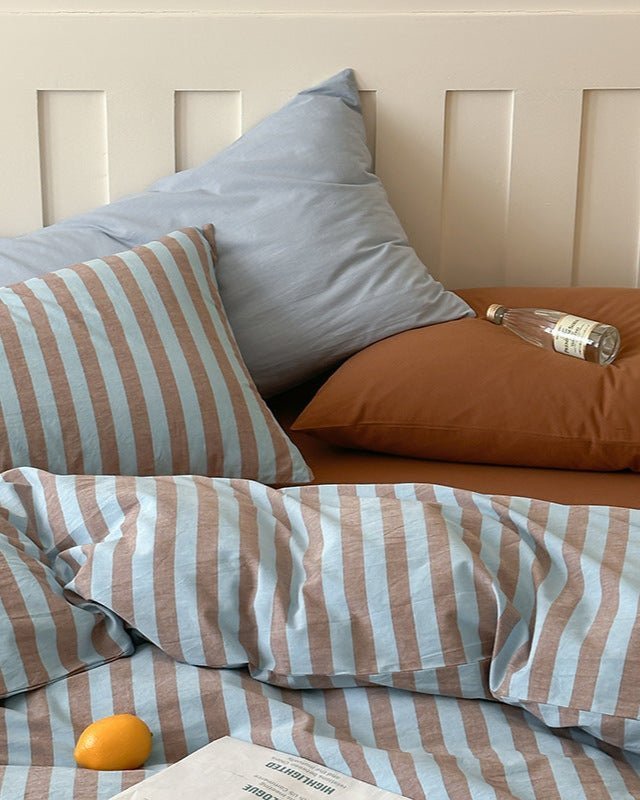 Parker Minimalist Striped Bedding Set / Blue & Brown