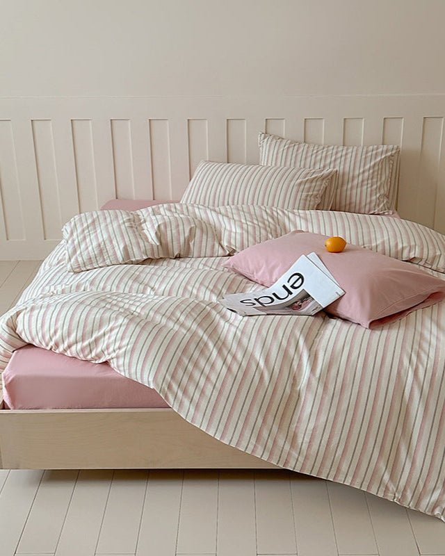 Parker Minimalist Striped Bedding Set / Blue & Brown