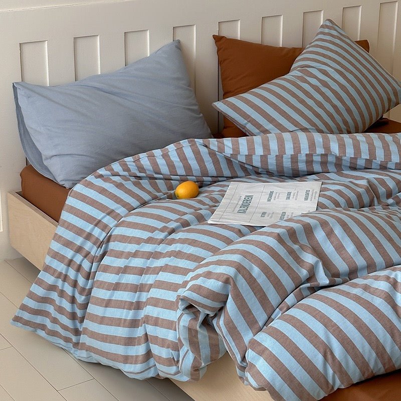 Parker Minimalist Striped Bedding Set / Blue