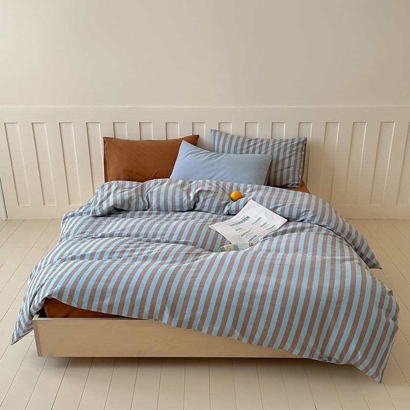Parker Minimalist Striped Bedding Set / Blue